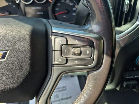 Used 2021 Chevrolet Silverado 1500 LT image 20
