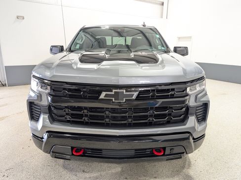 Used 2024 Chevrolet Silverado 1500 LT Trail Boss w/ Convenience Package II AWD/4WD image 8