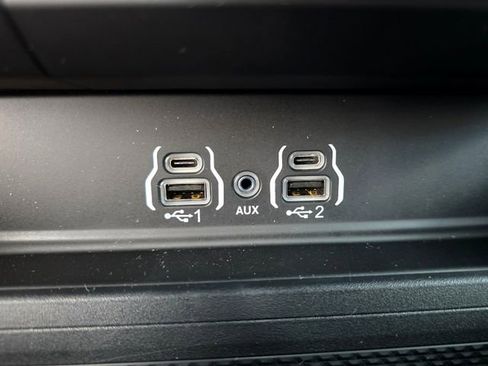 New 2026 RAM 1500 Express AWD/4WD image 19