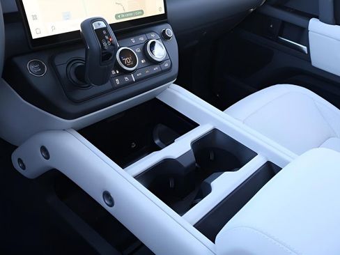 New 2026 Land Rover Defender 110 S image 27