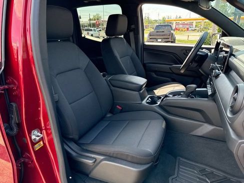 Used 2024 Chevrolet Colorado Trail Boss AWD/4WD image 25