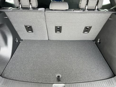 New 2027 Chevrolet Bolt LT FWD image 18