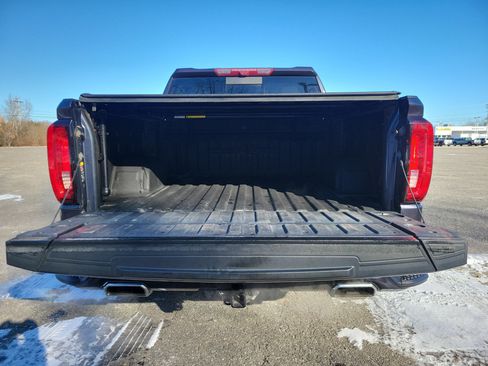 Used 2022 GMC Sierra 1500 Denali w/ Denali Reserve Package image 17