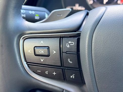 Certified 2025 Lexus ES 350 w/ Premium Package FWD image 26