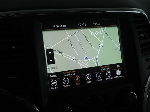 Used 2018 Jeep Grand Cherokee Limited AWD/4WD image 13