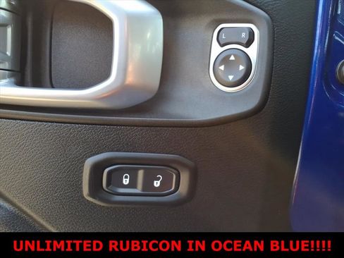 Used 2020 Jeep Wrangler Unlimited Rubicon w/ LED Lighting Group AWD/4WD image 16