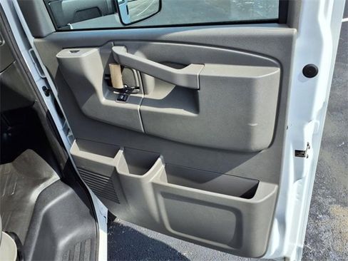 New 2025 Chevrolet Express 3500 w/ Power Convenience Package image 10