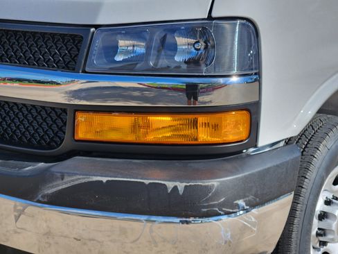 New 2025 Chevrolet Express 3500 w/ Power Convenience Package image 15