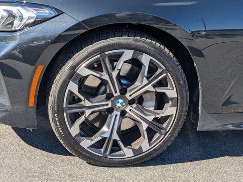 Used 2025 BMW 330i Sedan w/ Premium Package image 10