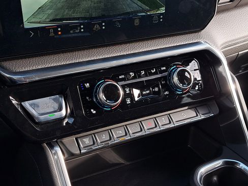 New 2026 GMC Sierra 2500 Denali w/ Denali Reserve Package image 30