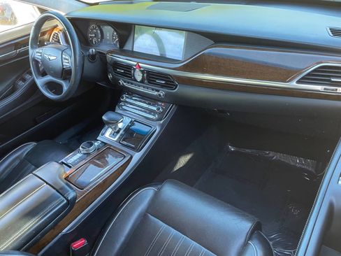 Used 2017 Genesis G90 3.3T Premium image 14