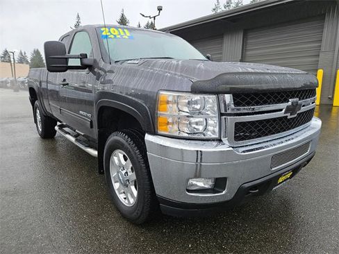 Used 2011 Chevrolet Silverado 2500 LTZ w/ LTZ Plus Package image 7