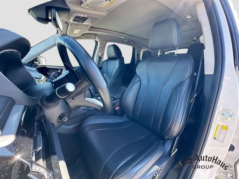 Used 2023 Acura MDX SH-AWD w/ Technology Package image 11