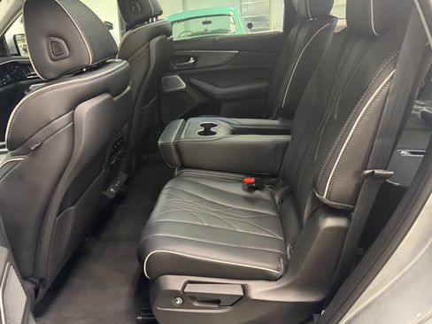 Certified 2026 Acura MDX SH-AWD w/ Advance Package image 39