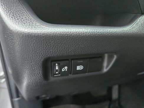 Certified 2025 Toyota RAV4 LE AWD/4WD image 16