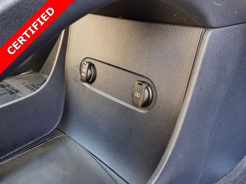 Used 2023 Hyundai Palisade Limited FWD image 29