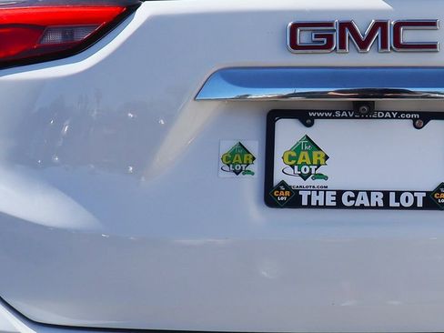 Used 2019 GMC Terrain SLT image 19