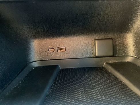 Used 2024 Chevrolet Traverse Z71 w/ Enhanced Driving Package image 37