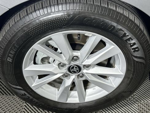 Used 2026 Toyota Camry LE FWD image 10