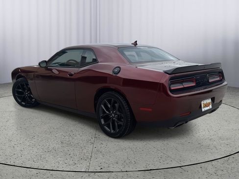 Used 2023 Dodge Challenger R/T RWD image 3
