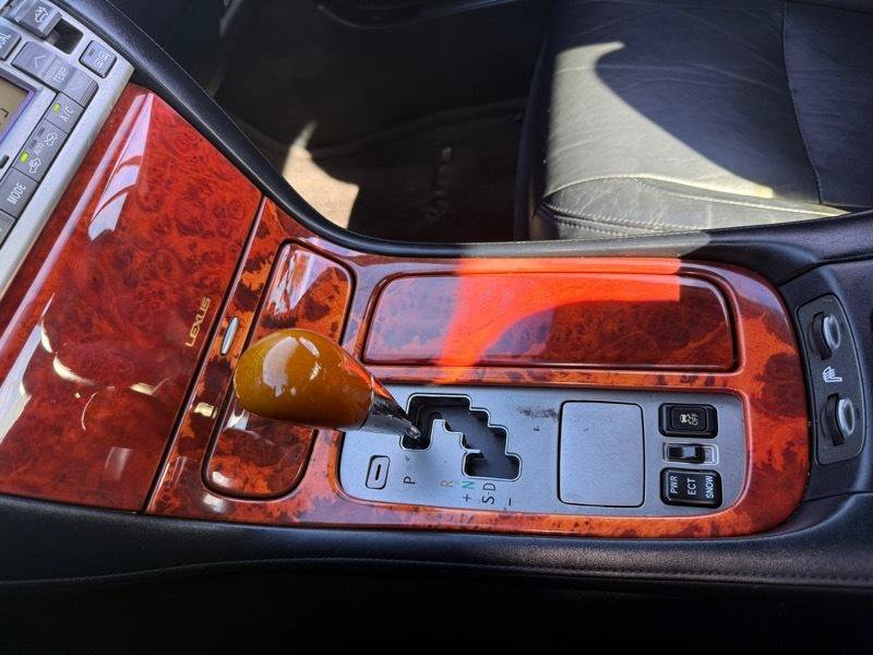Used 2010 Lexus SC 430 Convertible RWD image 32