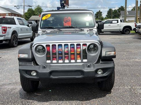 Used 2020 Jeep Wrangler Unlimited Sport AWD/4WD image 2