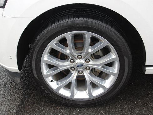 Used 2018 Ford Expedition Platinum image 31