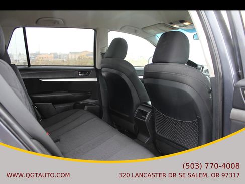 Used 2010 Subaru Outback 2.5i Premium AWD/4WD image 18