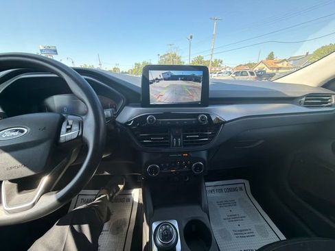 Certified 2025 Ford Escape Active AWD/4WD image 38