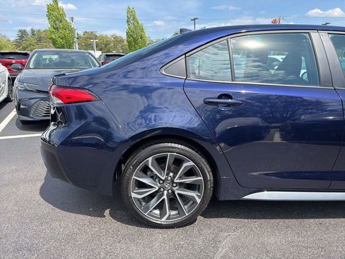 Certified 2022 Toyota Corolla SE w/ SE Premium Package FWD image 4