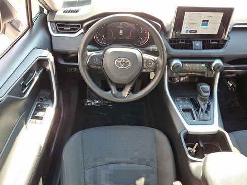 Used 2023 Toyota RAV4 LE image 12