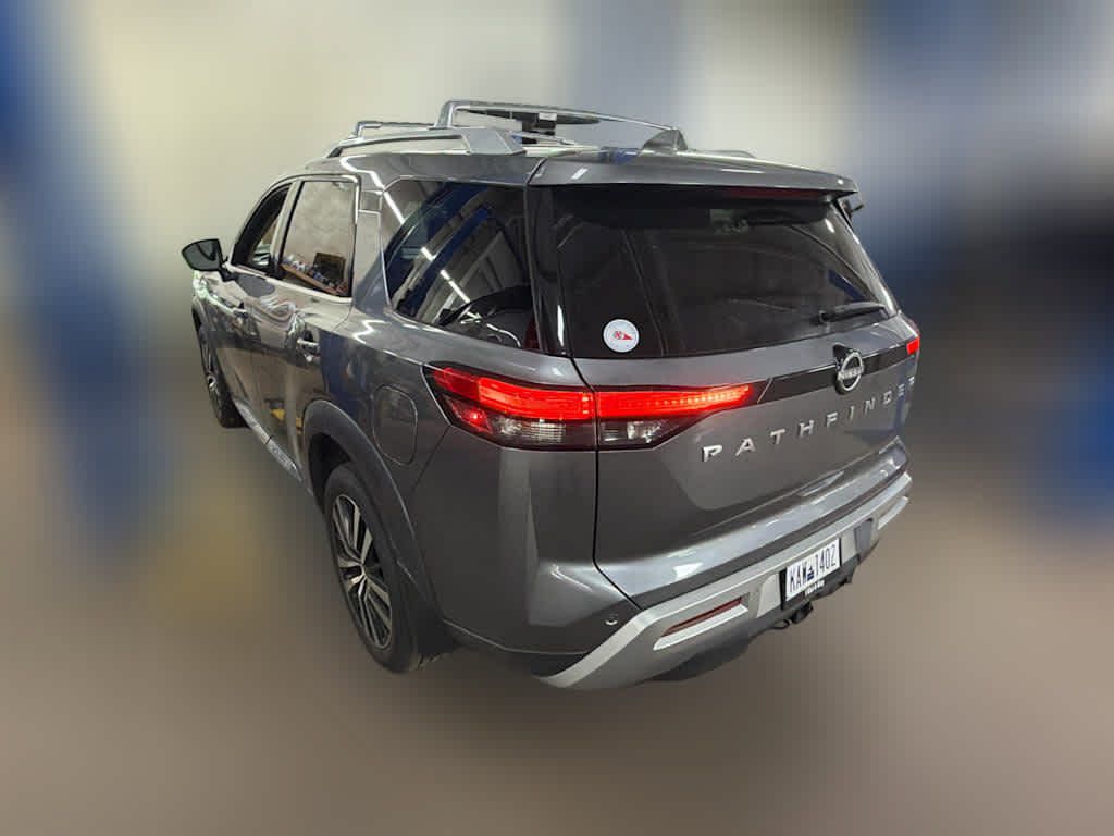 Used 2024 Nissan Pathfinder Platinum w/ Cargo Package FWD image 2