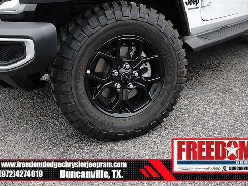 New 2026 Jeep Gladiator Sport AWD/4WD image 9
