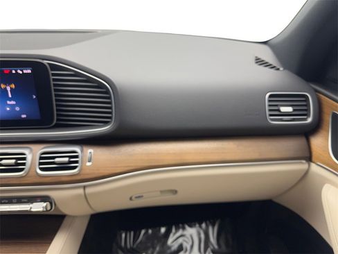 Used 2024 Mercedes-Benz GLE 350 4MATIC image 56