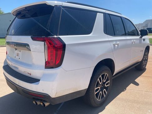 Used 2022 GMC Yukon AT4 image 5