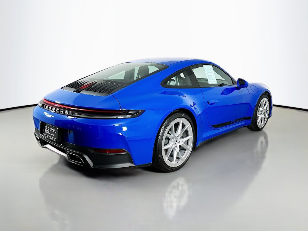 Certified 2025 Porsche 911 Carrera RWD image 9