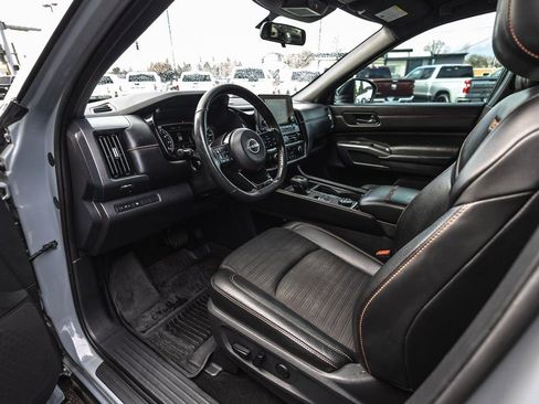 Used 2023 Nissan Pathfinder Rock Creek AWD/4WD image 19