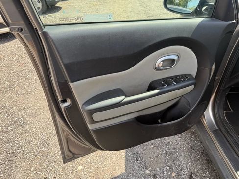 Used 2019 Kia Soul image 15