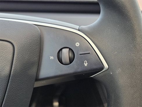 Used 2026 Tesla Model Y Long Range image 29