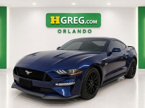 Used 2018 Ford Mustang GT Premium w/ GT Performance Package RWD image 4
