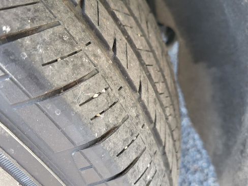 Used 2020 Chevrolet Equinox LS w/ LS Convenience Package image 32