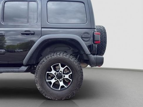 Used 2021 Jeep Wrangler Unlimited Rubicon AWD/4WD image 22
