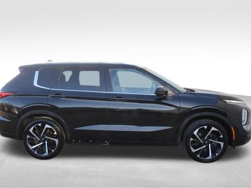 Used 2022 Mitsubishi Outlander SEL image 5