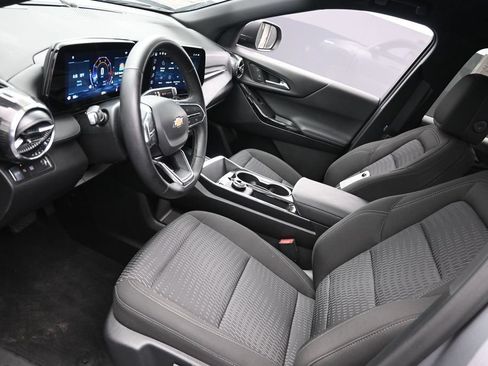 Used 2026 Chevrolet Equinox LT FWD image 17