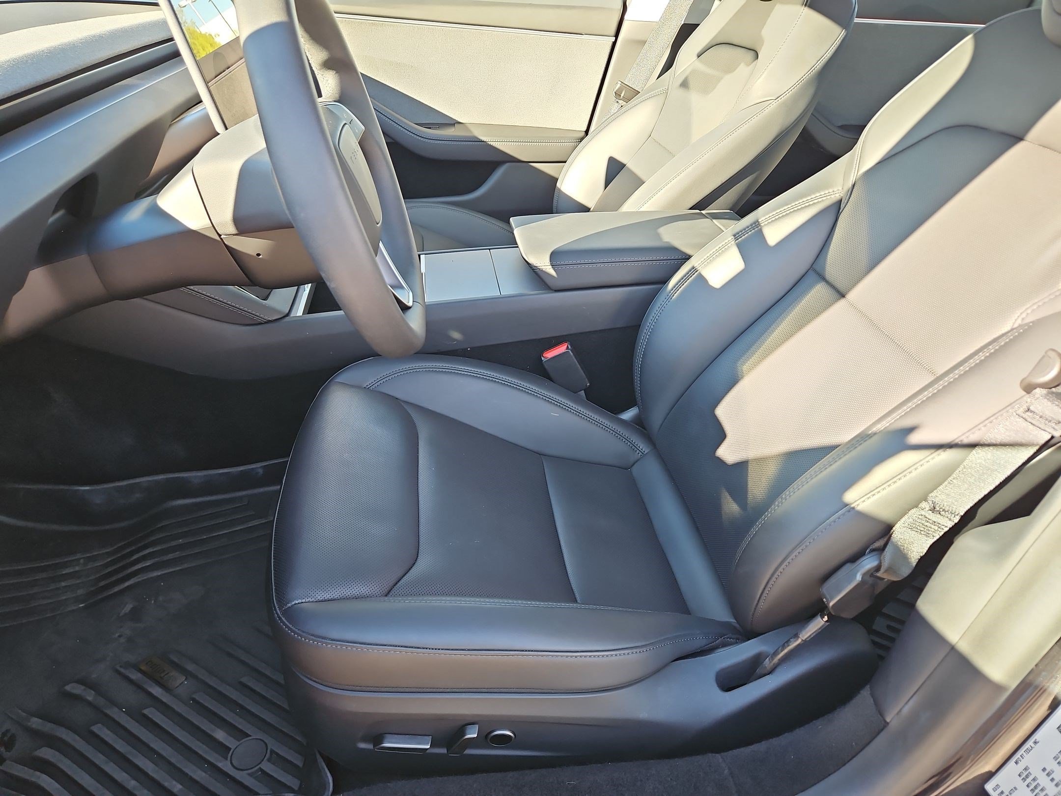 Used 2025 Tesla Model 3 Long Range RWD image 22