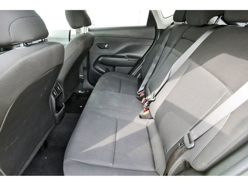 Used 2025 Hyundai Kona SEL image 7