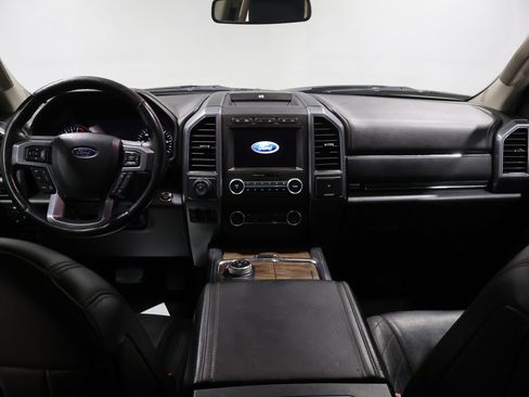 Used 2019 Ford Expedition Platinum AWD/4WD image 16