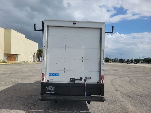 Used 2023 GMC Savana 3500 w/ Power Convenience Package image 6