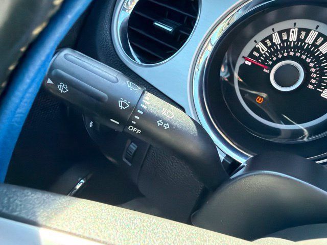 Used 2013 Ford Mustang GT Premium w/ Electronics Pkg RWD image 37