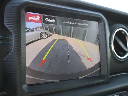 Used 2023 Jeep Wrangler Unlimited Rubicon 4xe w/ Dual Top Group image 33